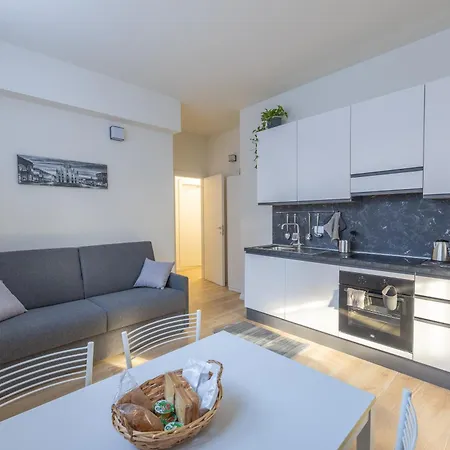 Milan - San Siro Corner, Apartment With Private Parking Exterior photo